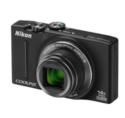 Nikon Coolpix S8200