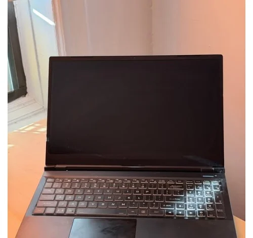 System76 Oryx Pro 16 Ryzen Ai 9 Hx 370 64GB RAM RTX 5070