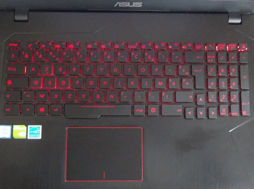 Asus FX53 gaming laptop keyboard and touchpad