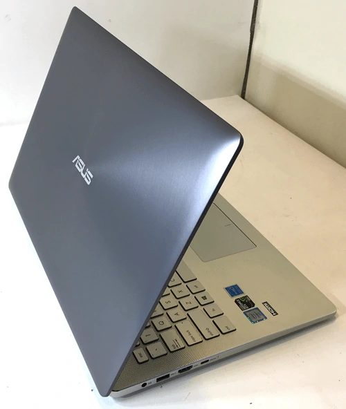 ASUS ZenBook Pro UX501 Laptop Back Right Angle