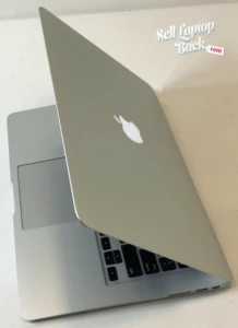 MacBook Air 13 Top Right