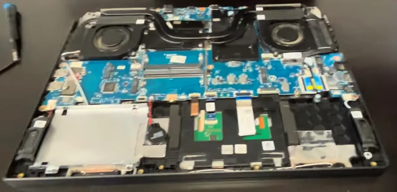 asus-rog-zephyrus-m16-disassembly-guide-how-to-replace-ram-ssd-battery-fix-lcd-scree