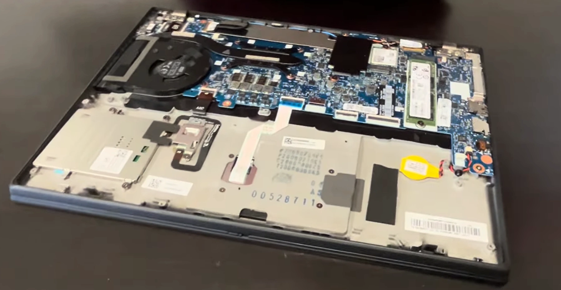 asus-rog-zephyrus-m16-disassembly-guide-how-to-replace-ram-ssd-battery-fix-lcd-scree