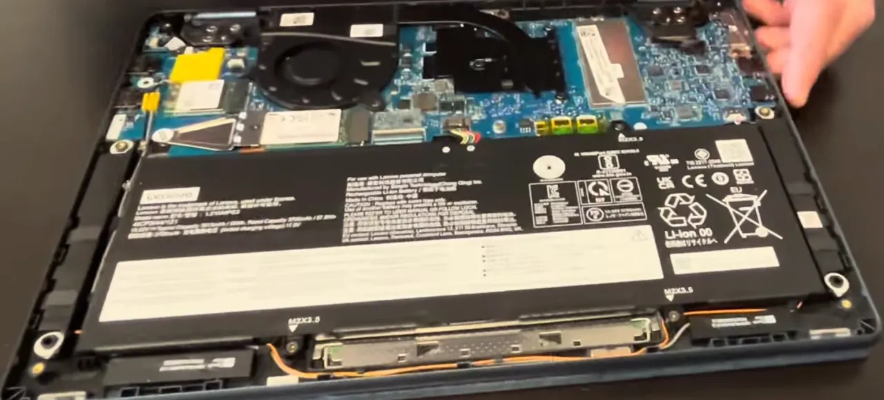 lenovo-yoga-6-13alc7-complete-teardown-upgrade-ram-ssd-lcd-to-sell-laptop-fast